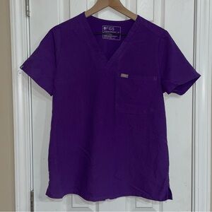 FIGS CASMA LIMITED EDITION PURPLE ULTRA VIOLET PO #1651 SCRUB TOP SZ M TECH COLL